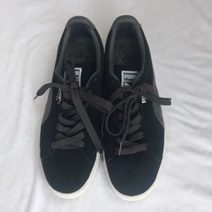 Puma Suede Sneakers